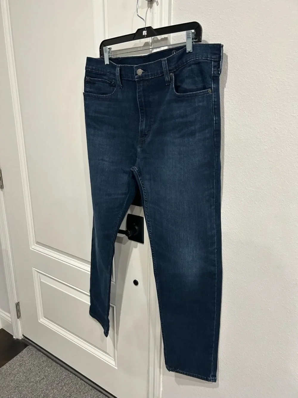 Levis 502 38x32 Mens Taper Fit Jeans Dark Wash Stretch Denim Retro Timeless Styl